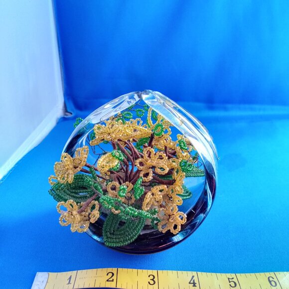 Vintage mid century art glass with handmade beaded flowers - Picture 4 of 6